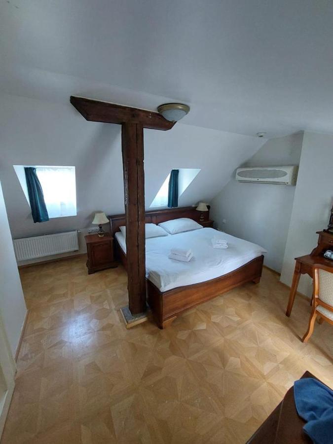 River View Residence By Charles Bridge ปราก ภายนอก รูปภาพ