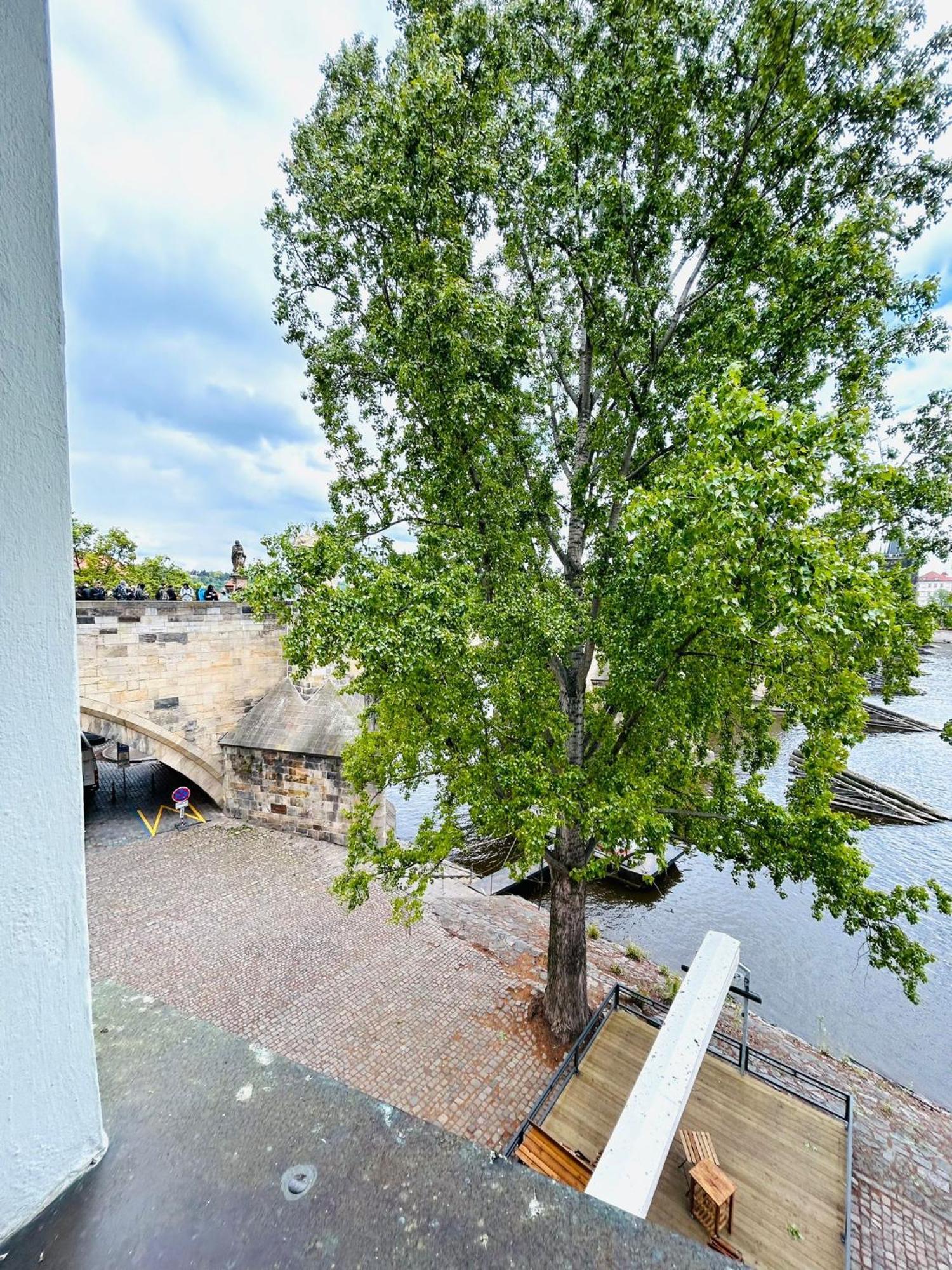 River View Residence By Charles Bridge ปราก ภายนอก รูปภาพ